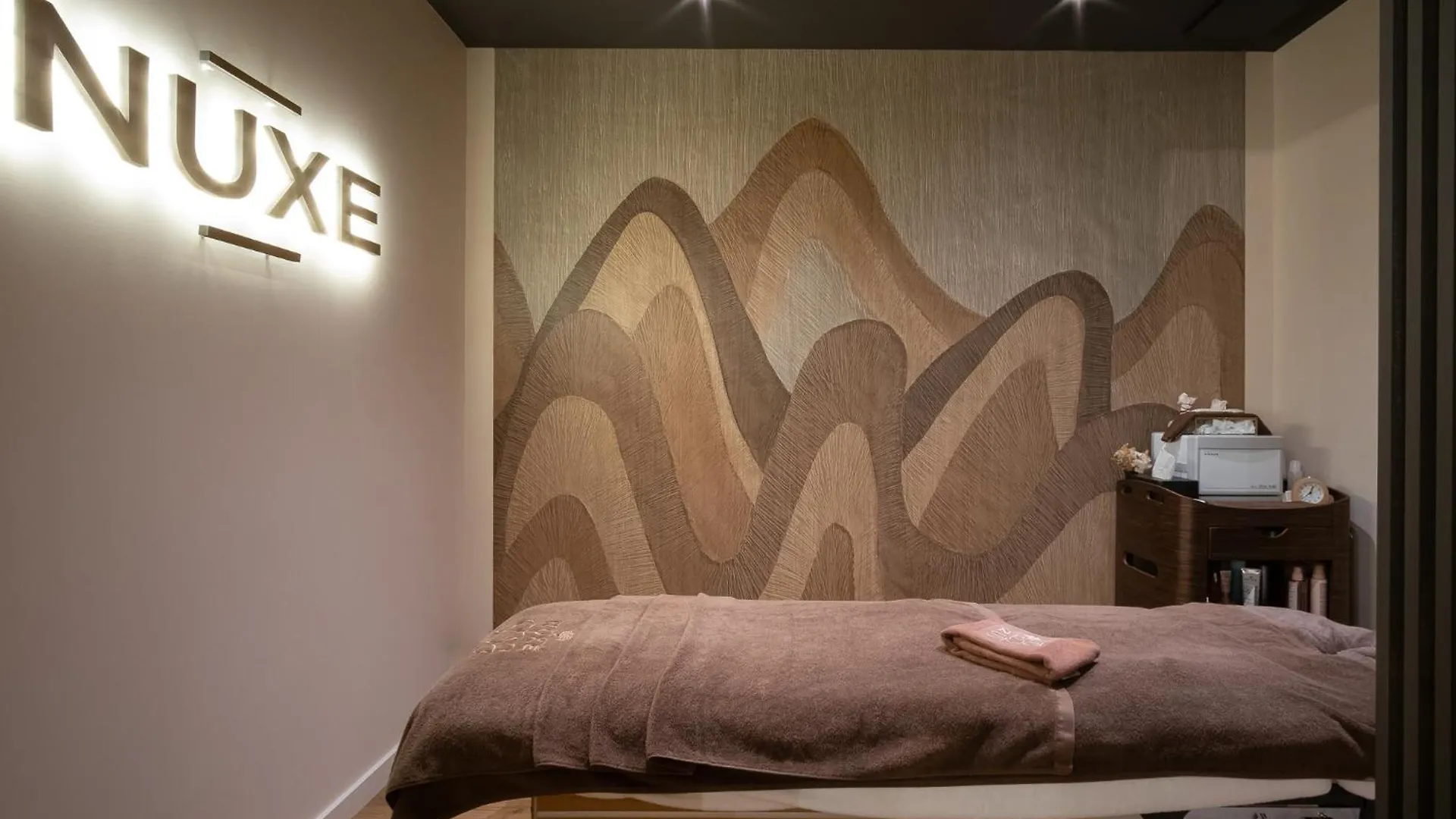 Mercure Saint-Lary France