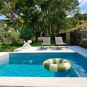 Bed & Breakfast La Re-source, Propriete Ideale Pour Seminaires Et Reunions 