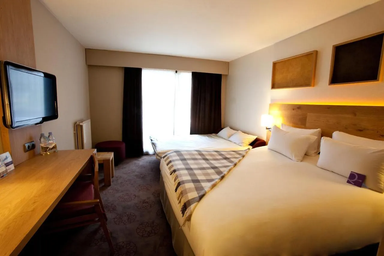**** Otel Mercure Saint-Lary Fransa